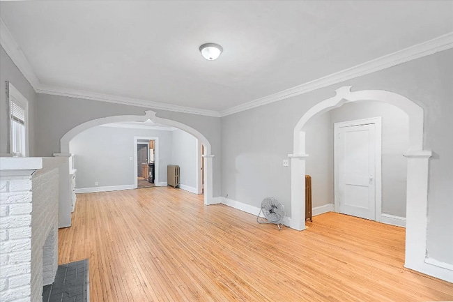 Building Photo - 1507 N Oliver Ave