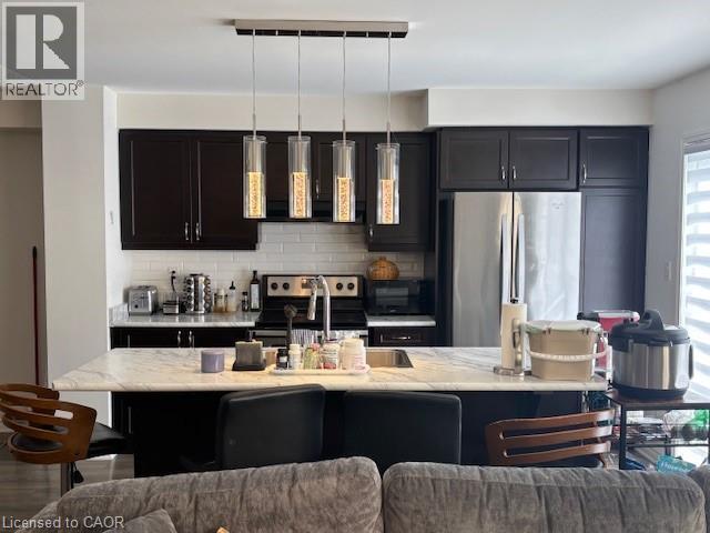 Photo du bâtiment - 1654 Copeland Cir