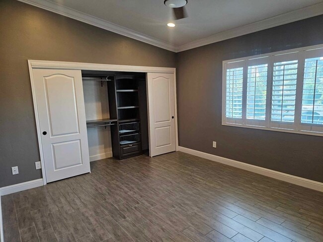 Photo - 2975 Robin Road House