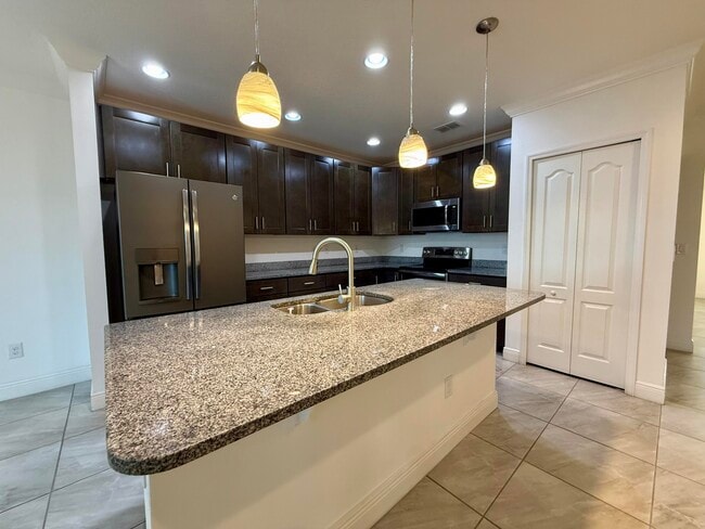 Foto del edificio - 189 NE Jettie Terrace