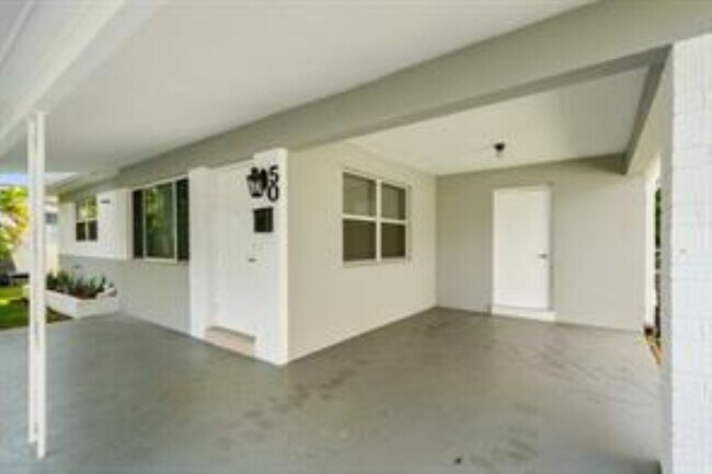 Building Photo - 50 NE 45th Ct