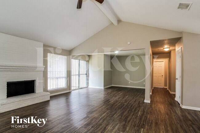 Foto del edificio - 12703 Enchanted Path Dr