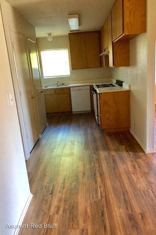 Building Photo - 4 br, 2 bath House - 2112 Reta Way