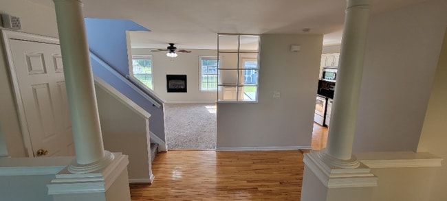 Building Photo - 265 S Ember Dr