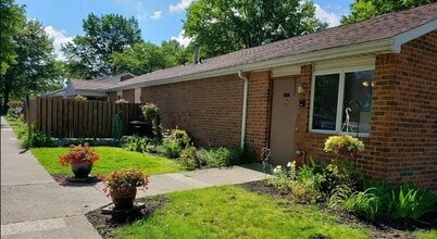 Building Photo - 41 E Washington St