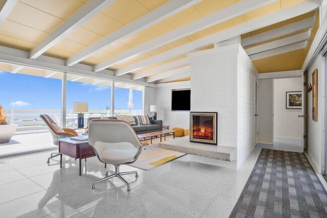 Foto del edificio - Coastal Mid-Century Estate with Panoramic Ocean & Catalina Views in Rancho PV