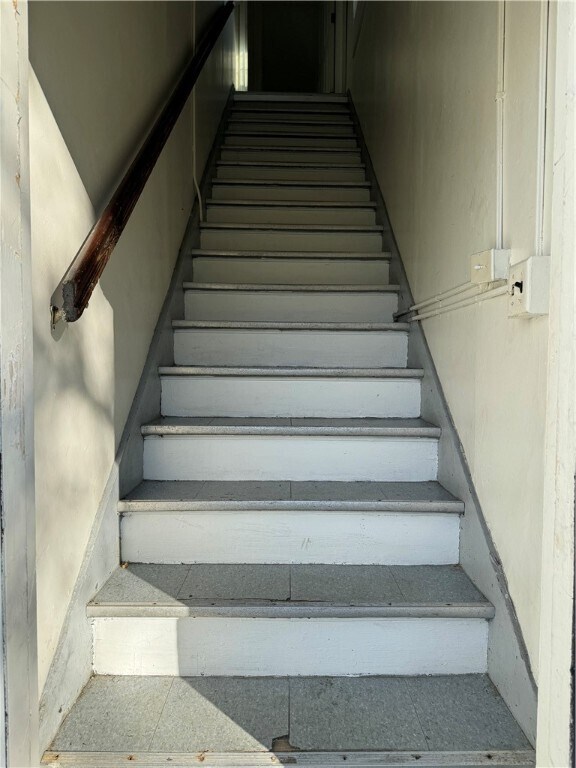 Foto del edificio - 304 1st St