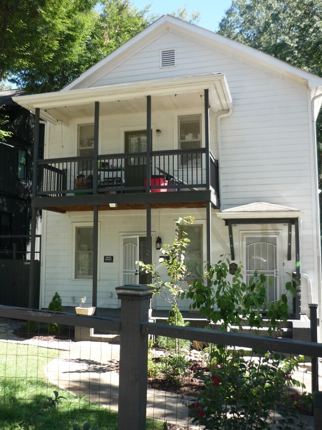 Building Photo - 238 Wilbur Ave SE
