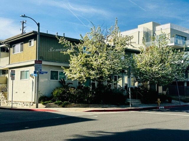 Primary Photo - 7763 Romaine St