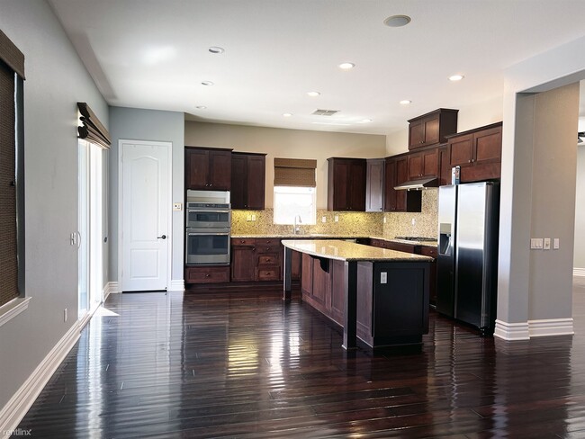 Building Photo - 4 br, 3 bath House - 12791 Briarcrest Place