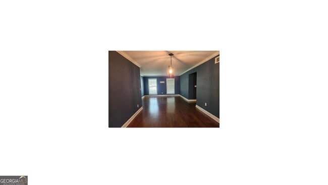 Building Photo - 750 Dalrymple Rd
