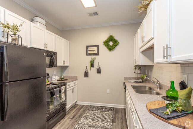 2BR, 2BA - 1075SF - Cocina - The Summit on 401