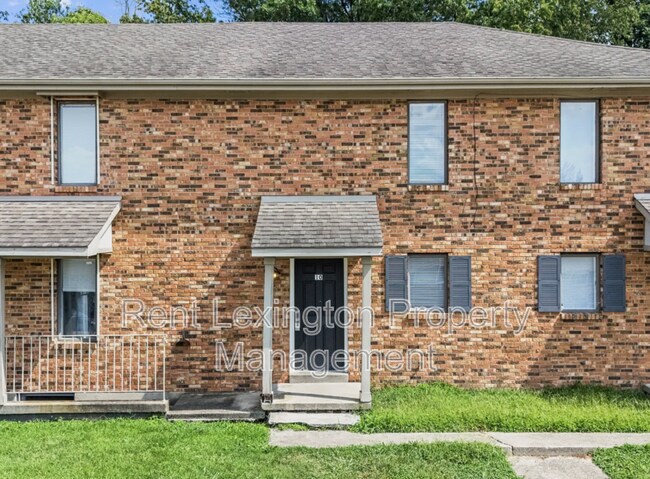 Foto del edificio - 1649 Foxhaven Dr