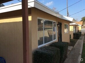 Building Photo - 2114 Brundage Ln