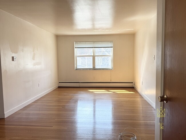 Building Photo - 47 Broadway