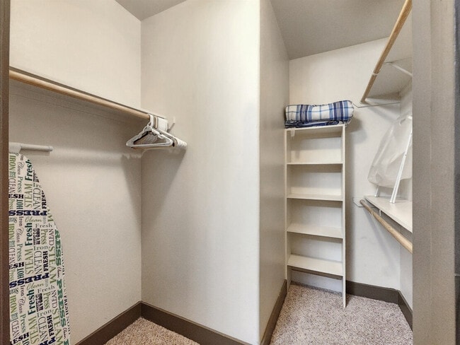 Foto del edificio - 2626 Sage Rd