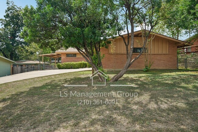 Foto del edificio - 106 Springwood Ln