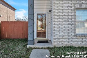 Building Photo - 422 Centro Hermosa