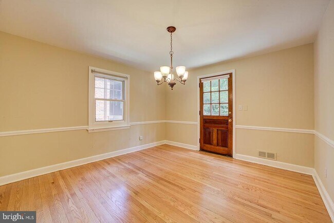 Foto del edificio - 6717 44th Ave