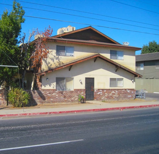 Building Photo - H Street Apartments