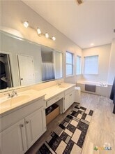 Building Photo - 1311 Arbor Cir