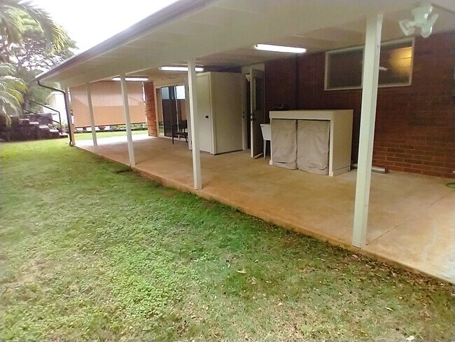 Foto del edificio - 1423 Akamai Pl