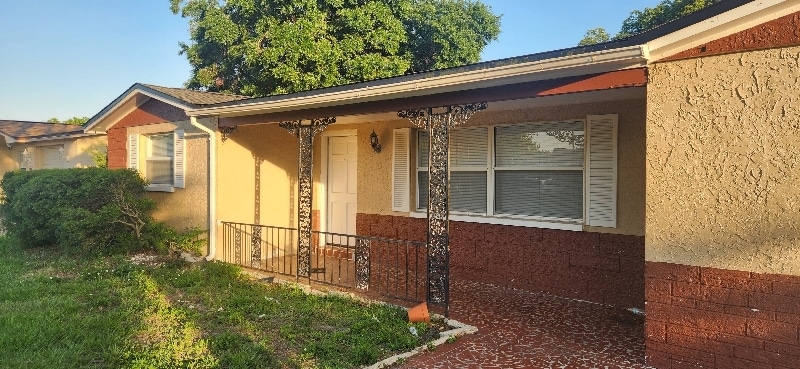 Building Photo - 5232 Penguin Dr