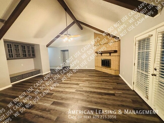 Building Photo - 4212 Briarhill-