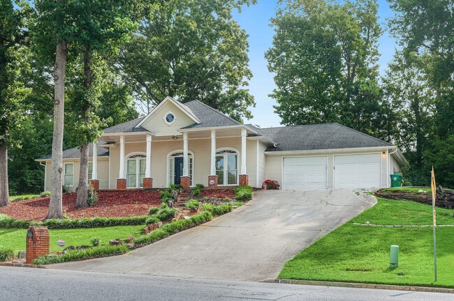 Building Photo - 3684 Cherry Ridge Blvd