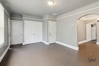 Building Photo - 12107 Stoepel St