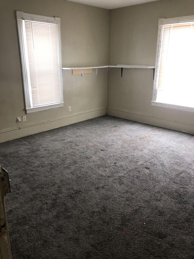 Foto del edificio - 4139 N Bryant Ave