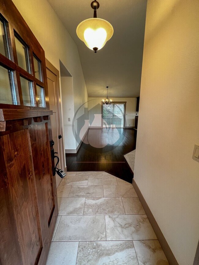 Foto del edificio - Beautiful South Salem Home - MOVE IN READY!