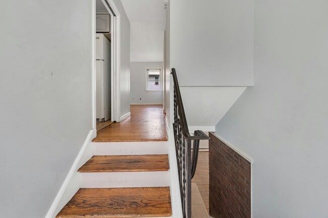 Foto del edificio - 106 Hillside Ave