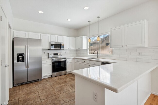 Foto del edificio - 3 br, 2 bath House - 44797 W Paraiso Ln