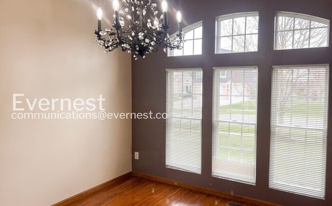 Building Photo - 4369 Houser Dr
