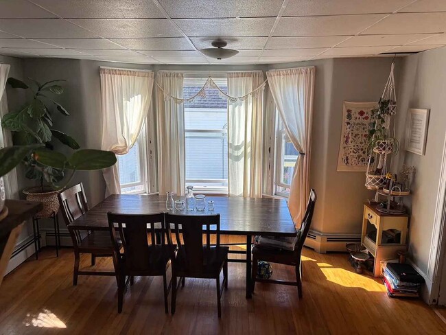 Building Photo - 465 E High St