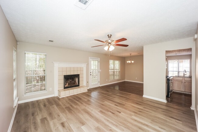 Building Photo - 108 Braelinn Creek Path