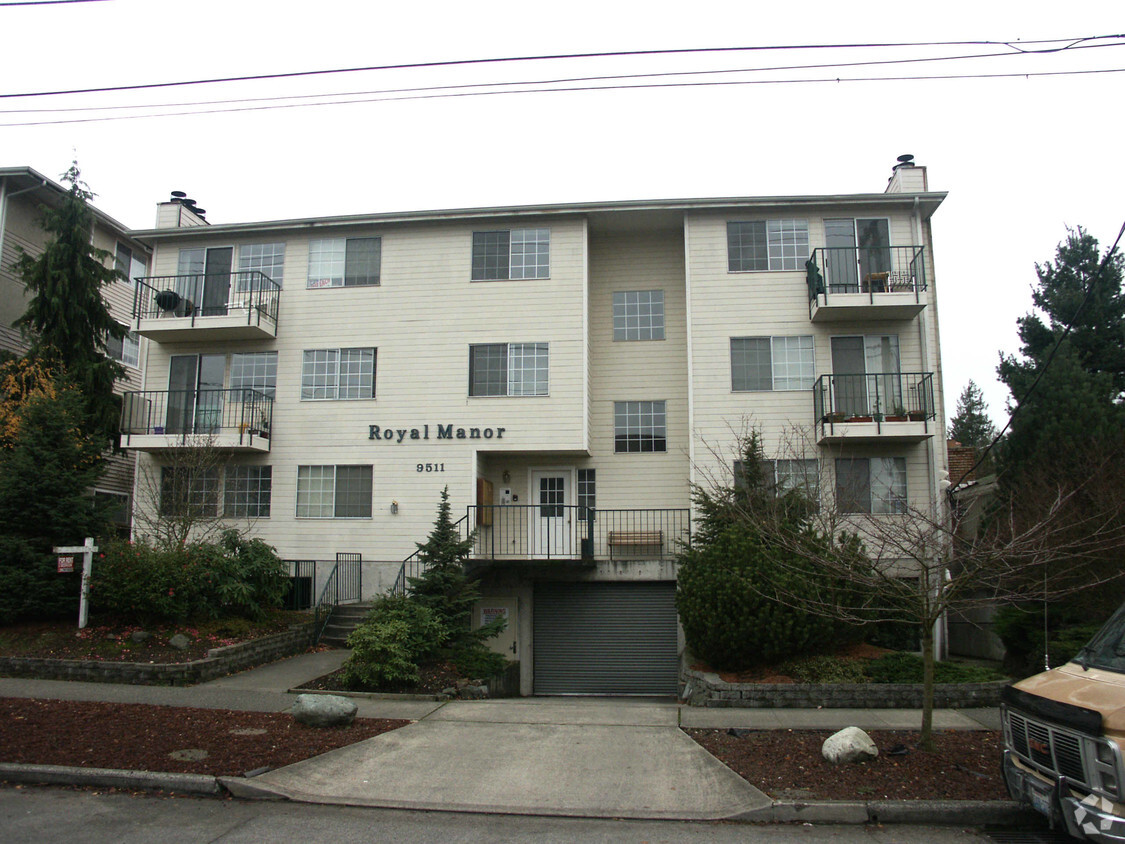 Foto principal - Royal Manor Apartments