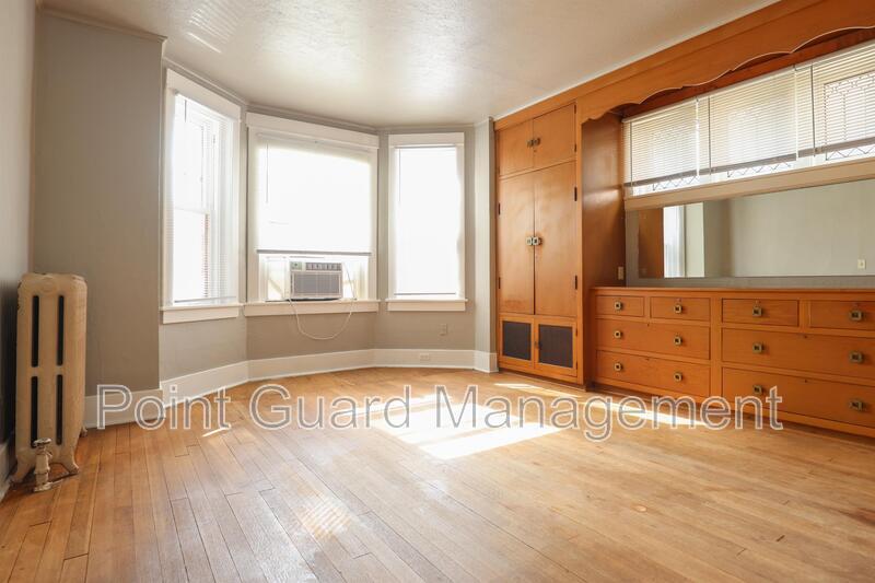 Primary Photo - 117 S 38th Ave