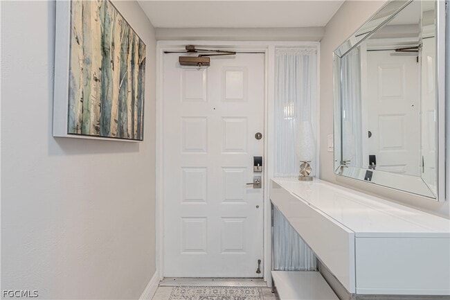 Building Photo - 3350 N Key Dr