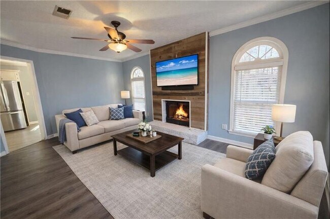 Foto del edificio - 116 Crossroads Estate Dr