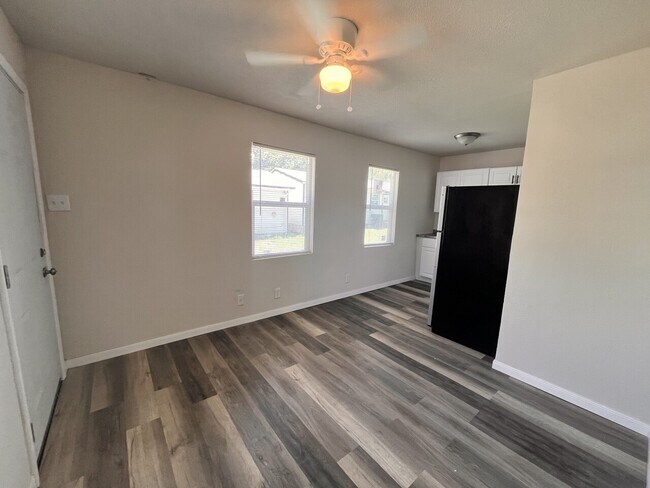 Foto del edificio - 1605 N 4th St