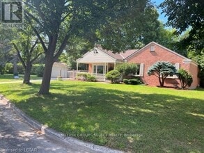 Building Photo - 6 Kirkton Ct