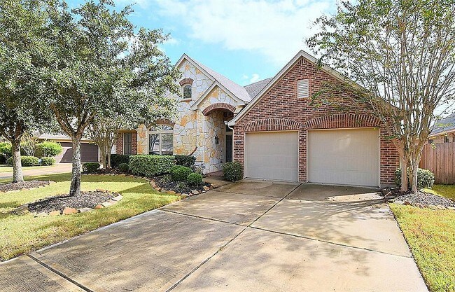 Foto del edificio - 26203 Basil View Ln