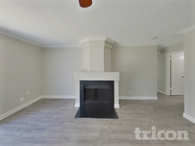 Foto del edificio - 6854 Eden Grove Dr