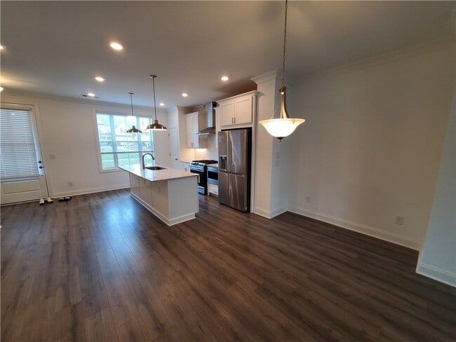 Foto del edificio - 3220 Bennett Crk Ln