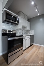 Building Photo - 803 Plate St