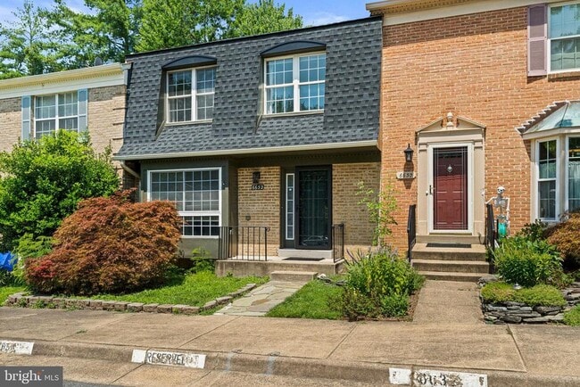 Building Photo - 6632 Green Ash Dr