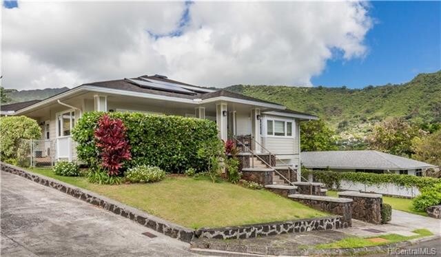 Primary Photo - 3310A Halelani Dr