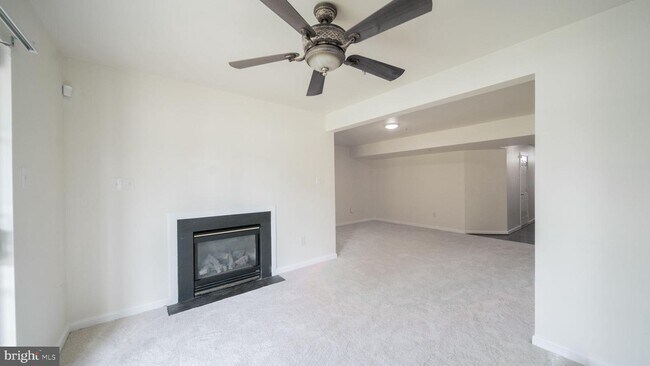 Building Photo - 3097 Miranda Pl